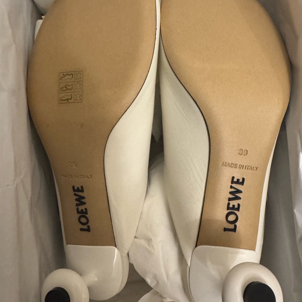 NIB Loewe Toy Mule White 39 - Picture 3 of 9
